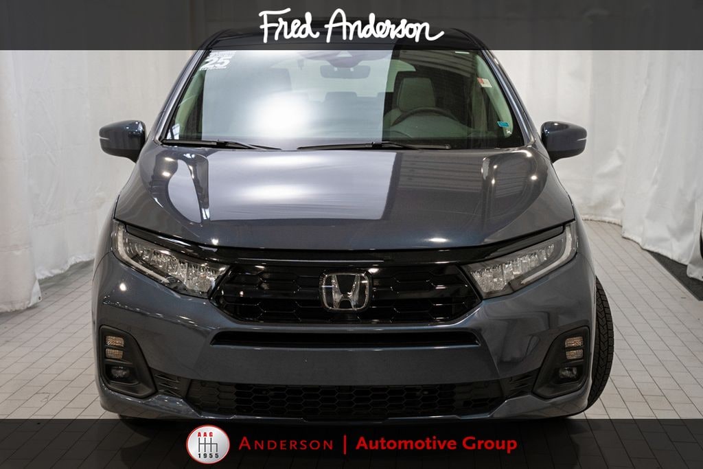 Used 2025 Honda Odyssey Touring Minivan/Van