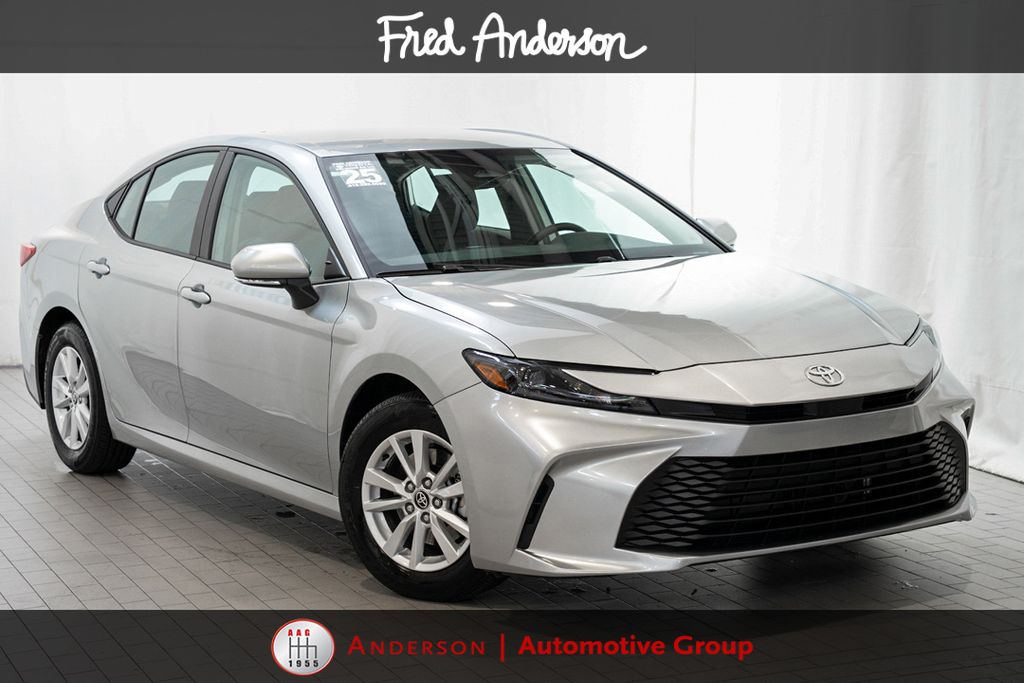 2025 Toyota Camry Sedan 