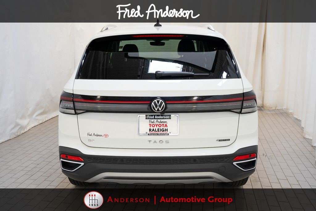 Used 2025 Volkswagen Taos 1.5T SE SUV