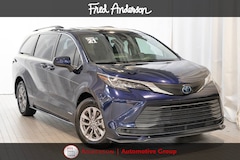 2021 Toyota Sienna LE Minivan/Van