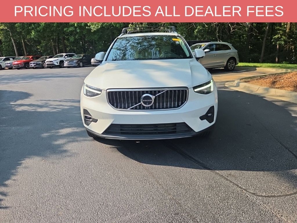 Used 2024 Volvo XC40 B5 Plus Bright Theme SUV