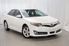 2014 Toyota Camry SE Sedan