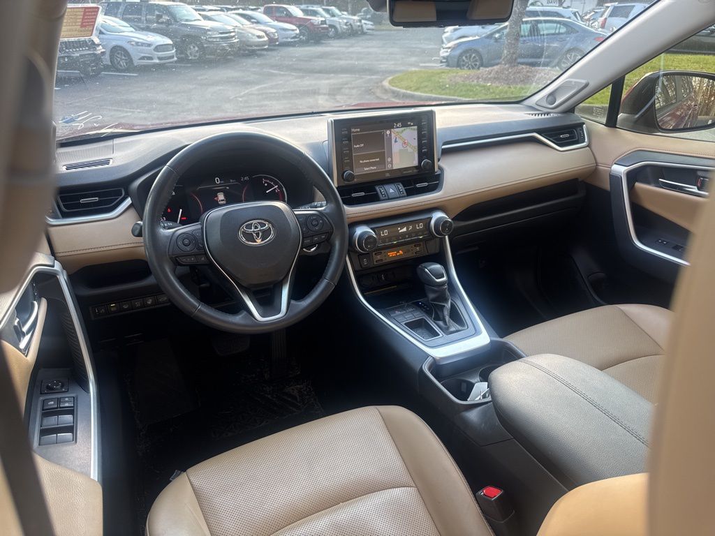 2019 Toyota RAV4 Limited photo 2