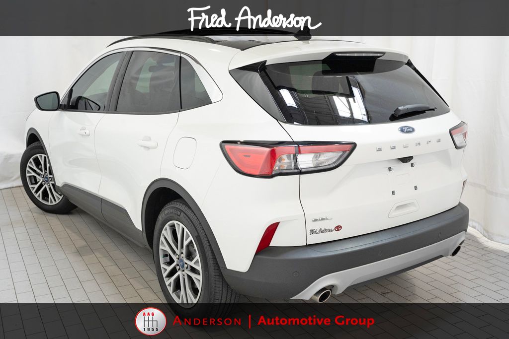 2022 Ford Escape SEL photo 4