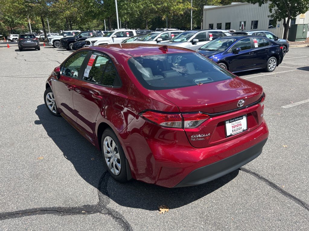 2026 Toyota Corolla LE photo 3