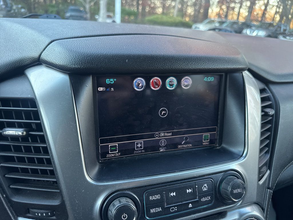 2018 Chevrolet Tahoe LT photo 4