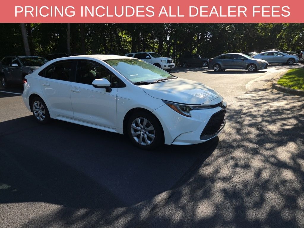 Used 2022 Toyota Corolla LE Sedan