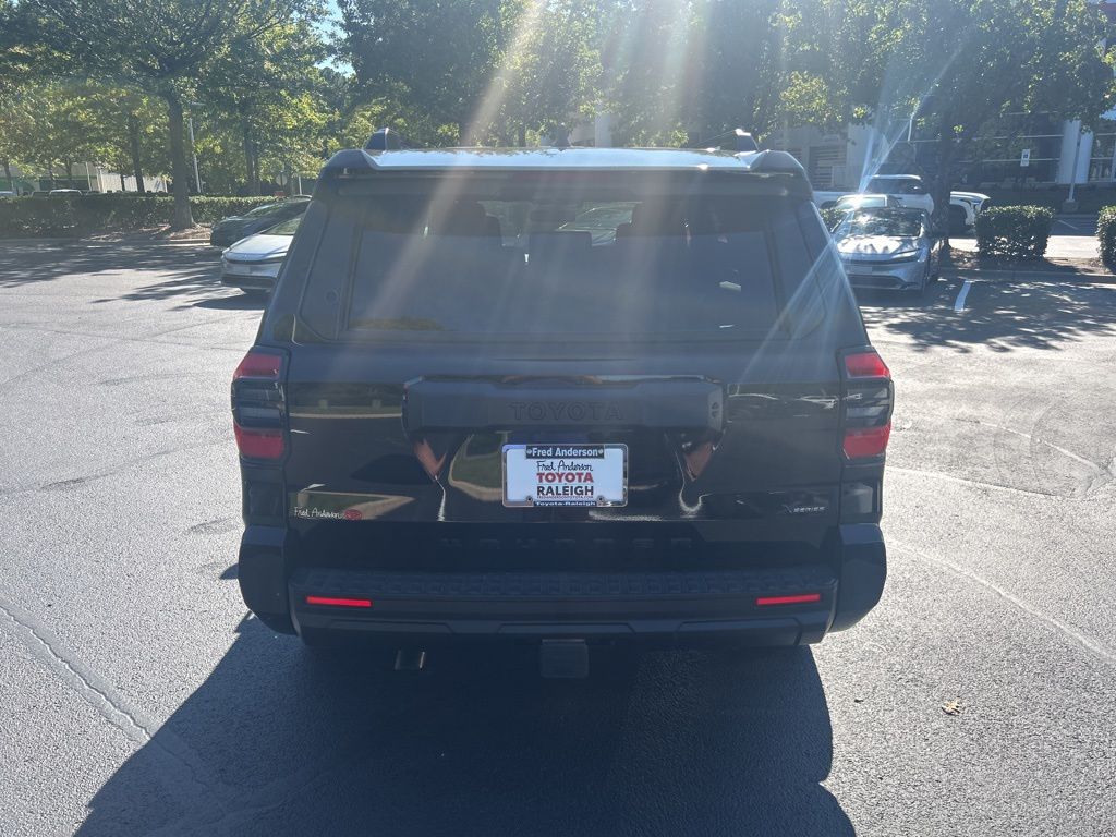 2025 Toyota 4Runner SR5 photo 4