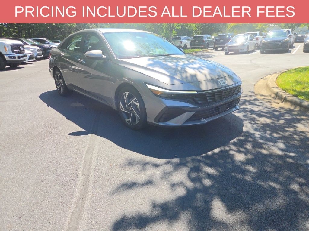 Used 2025 Hyundai Elantra SEL Convenience Sedan