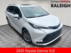 2025 Toyota Sienna XLE Van Passenger Van
