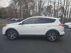 2017 Toyota RAV4 XLE SUV