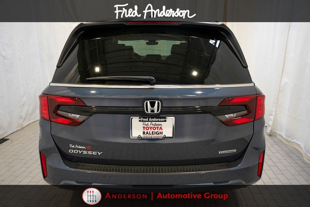 Used 2025 Honda Odyssey Touring Minivan/Van
