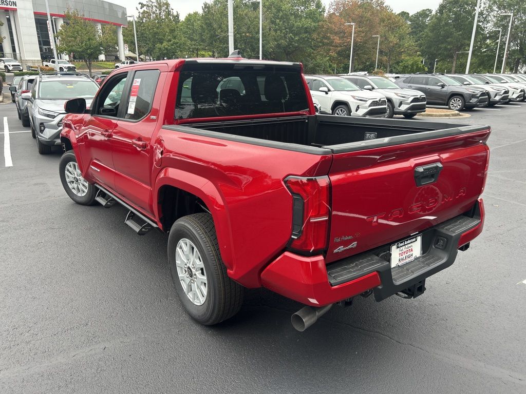 2025 Toyota Tacoma SR5 photo 3