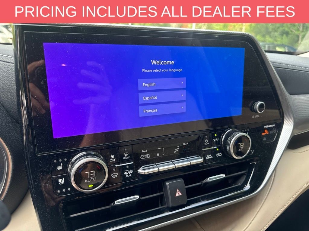 Used 2024 Toyota Highlander Platinum SUV