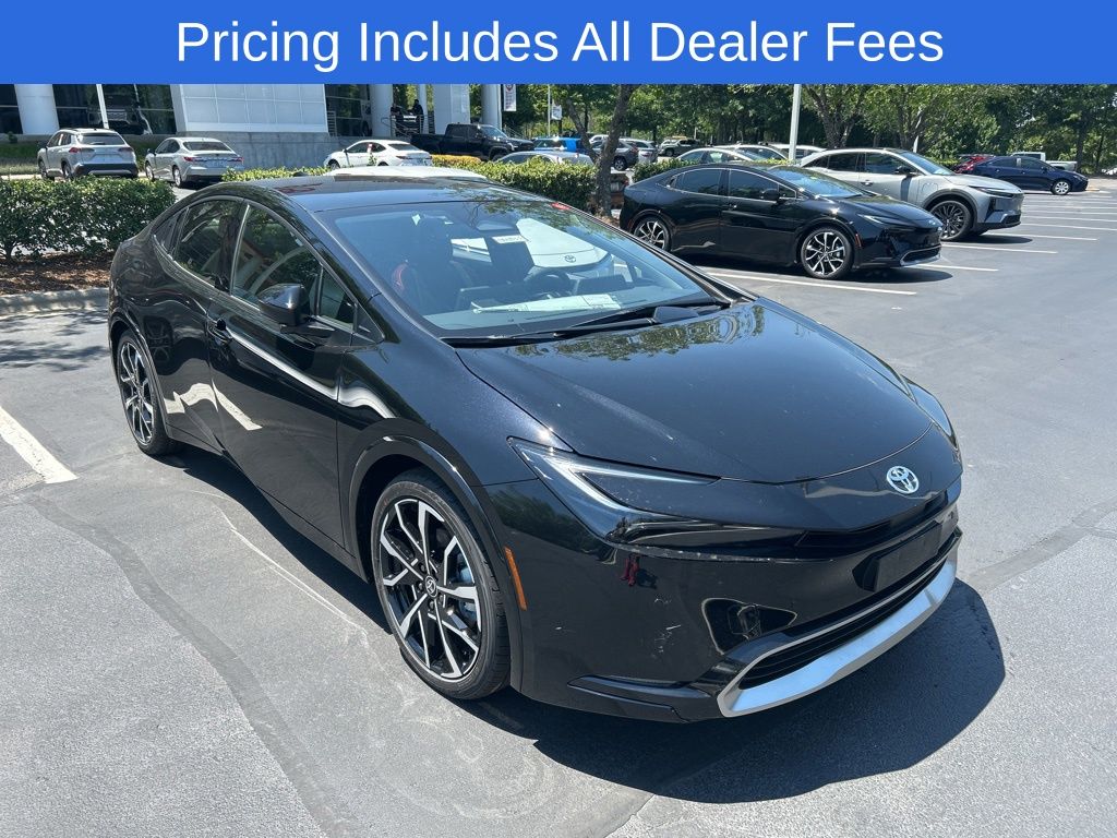 2026 Toyota Prius XSE's photo