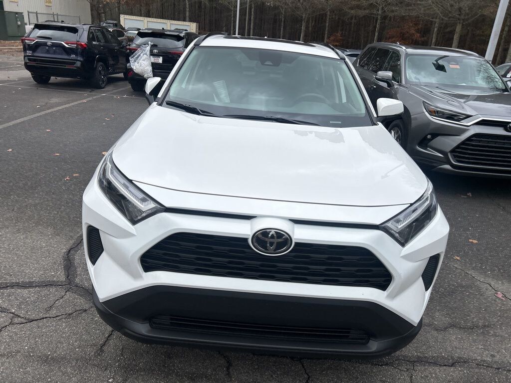 New 2025 Toyota RAV4 XLE SUV