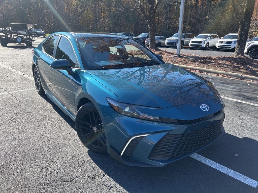 New 2026 Toyota Camry SE Sedan