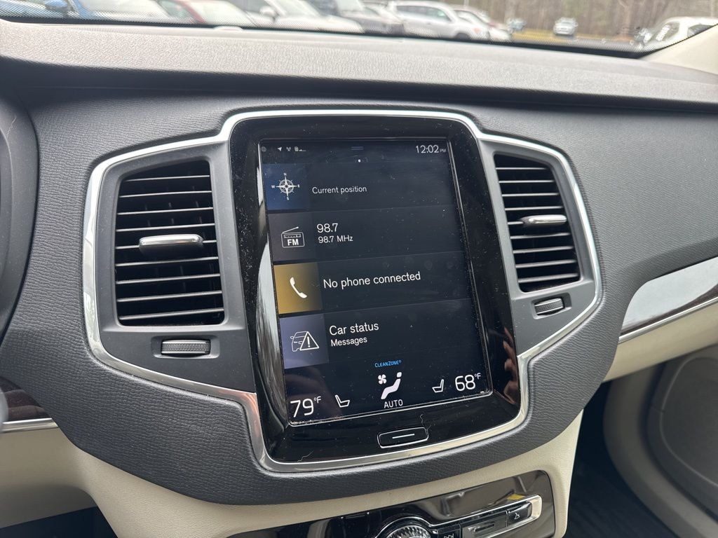 Used 2019 Volvo XC90 T6 Momentum SUV