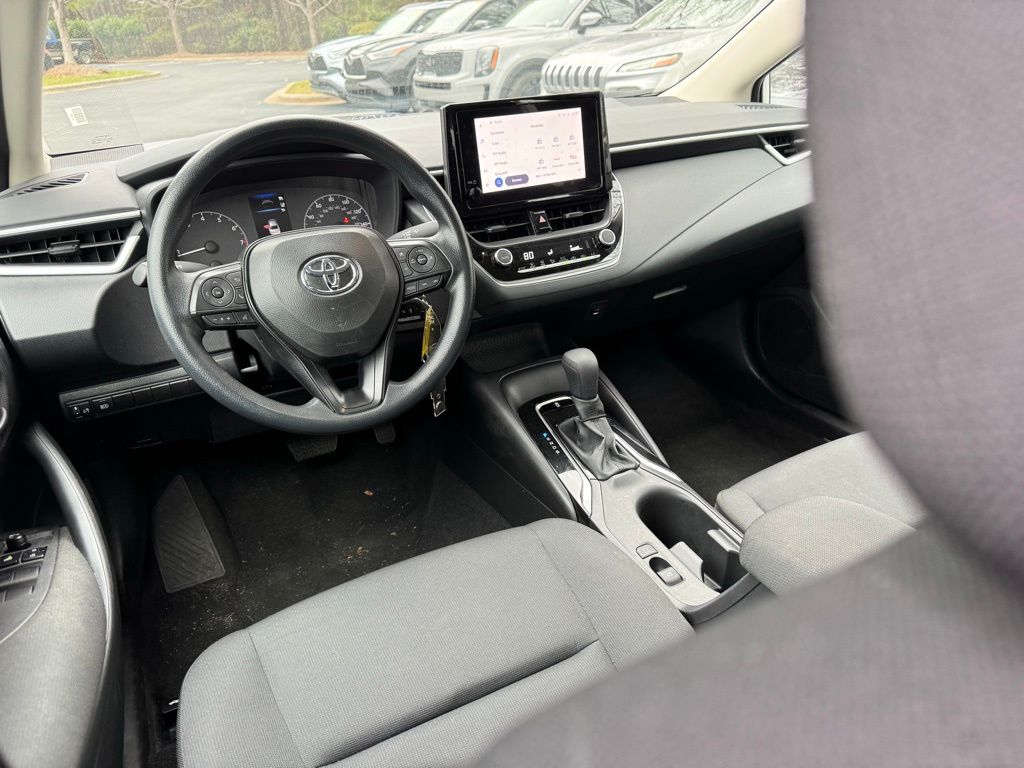 Used 2025 Toyota Corolla LE with VIN 5YFB4MDE9SP245186 for sale in Northfield, Minnesota