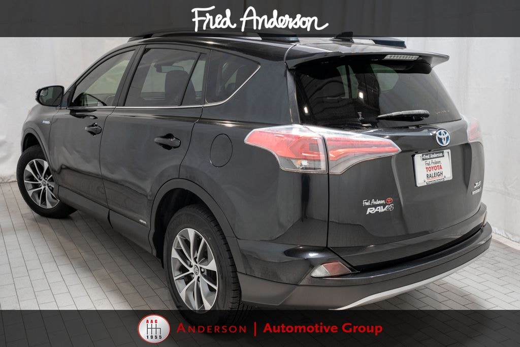 Used 2018 Toyota RAV4 Hybrid XLE SUV