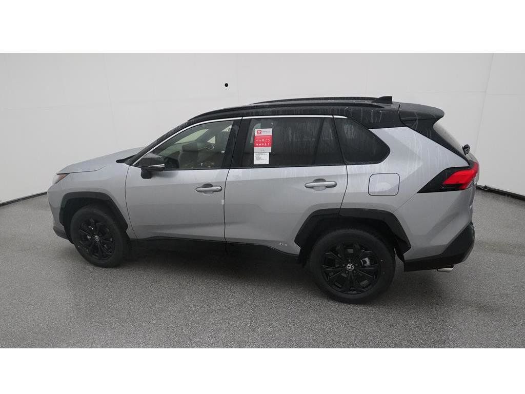 2023 Toyota RAV4 Hybrid XSE photo 4