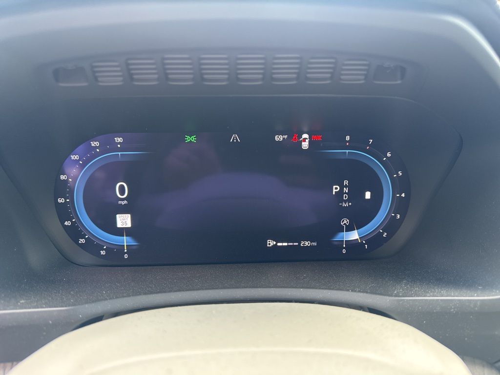 2023 Volvo XC90 Ultimate photo 3