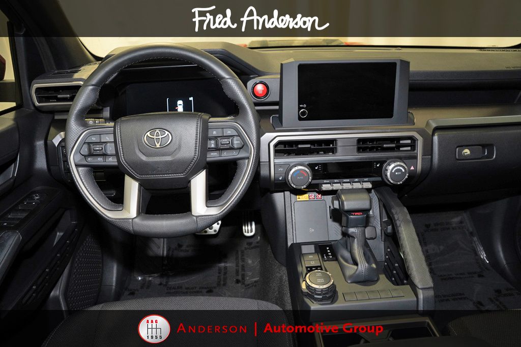 2025 Toyota 4Runner TRD Sport photo 2