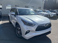 2026 Toyota Highlander XLE SUV