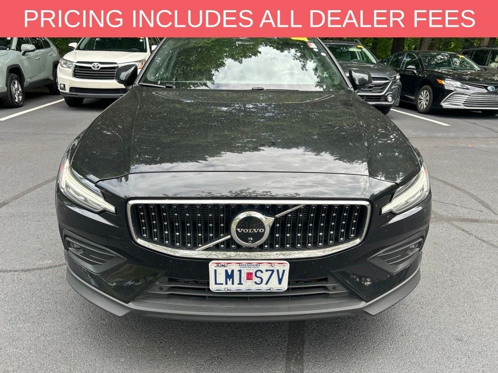 Used 2025 Volvo V60 Cross Country B5 Plus Wagon