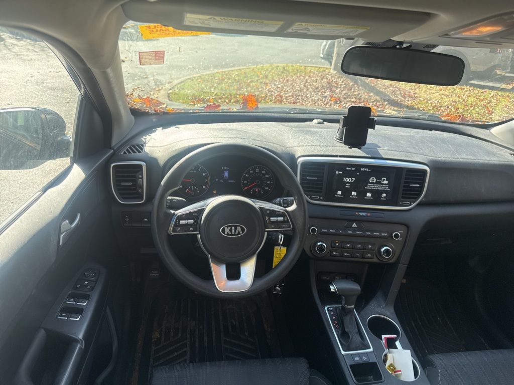 2020 Kia Sportage LX photo 2