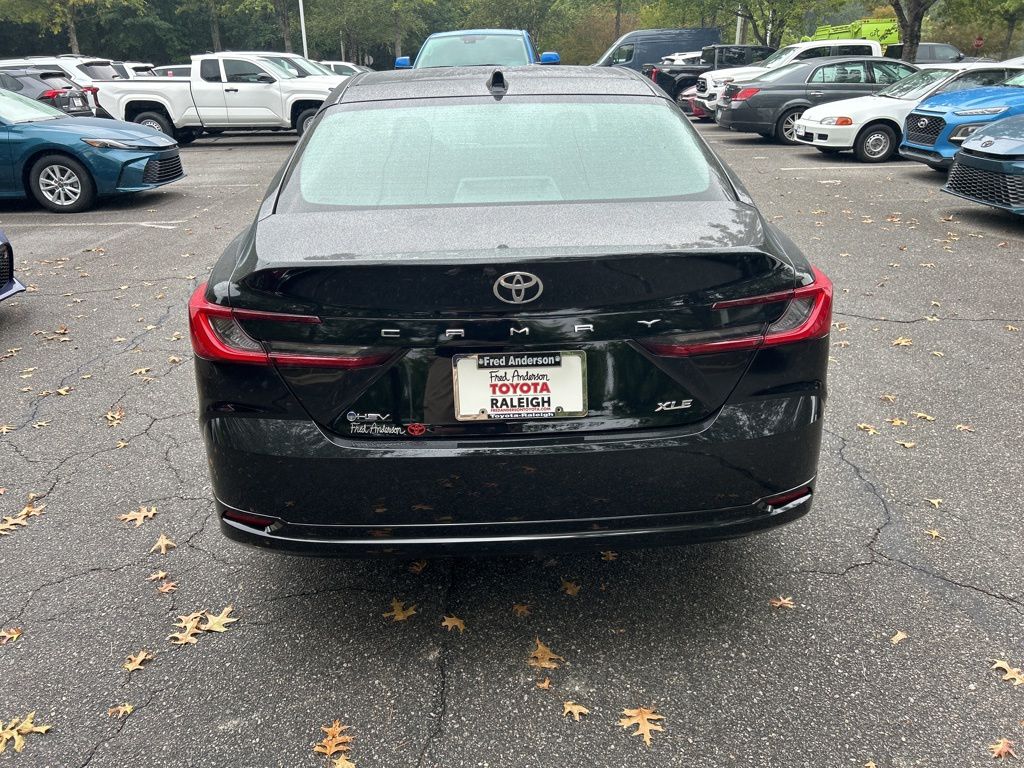 2025 Toyota Camry XLE photo 3