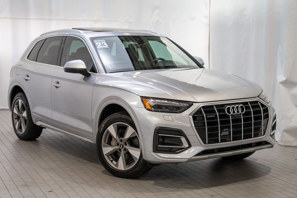 2023 Audi Q5 Prestige's photo