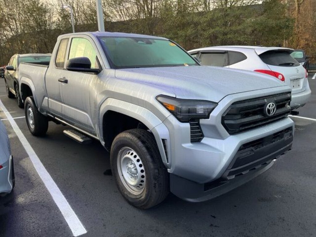 Used 2025 Toyota Tacoma SR Truck