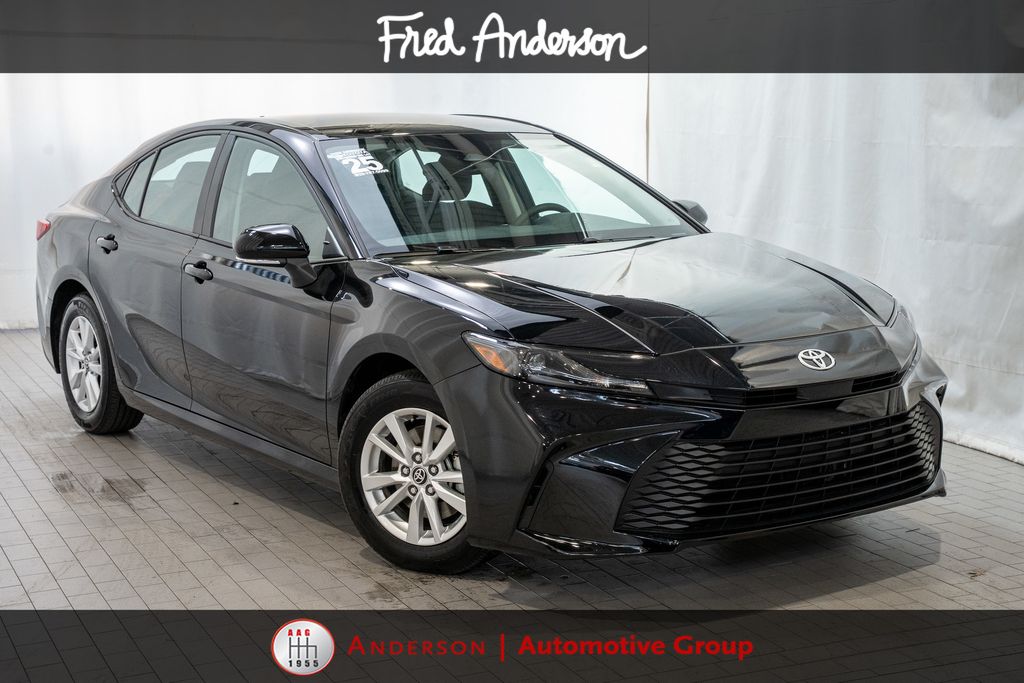 2025 Toyota Camry Sedan 