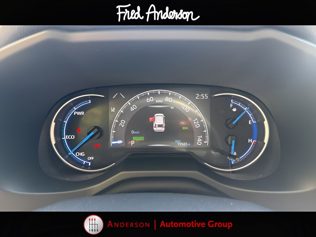 2024 Toyota RAV4 Hybrid XLE Premium photo 4