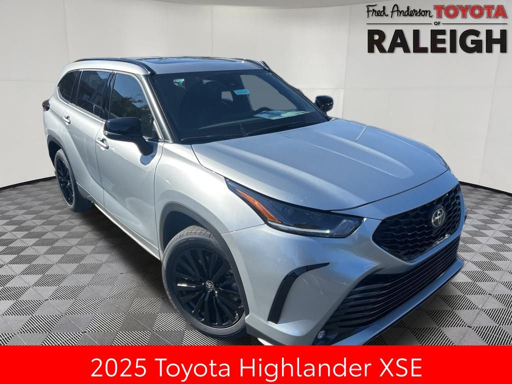 2025 Toyota Highlander SUV 