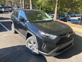 2025 Toyota RAV4 XLE SUV
