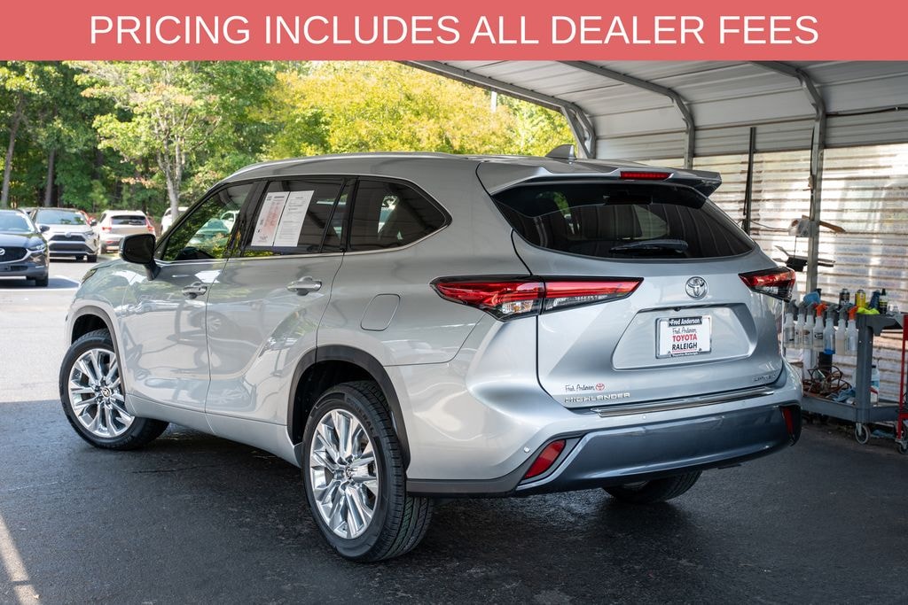 Used 2023 Toyota Highlander Limited SUV