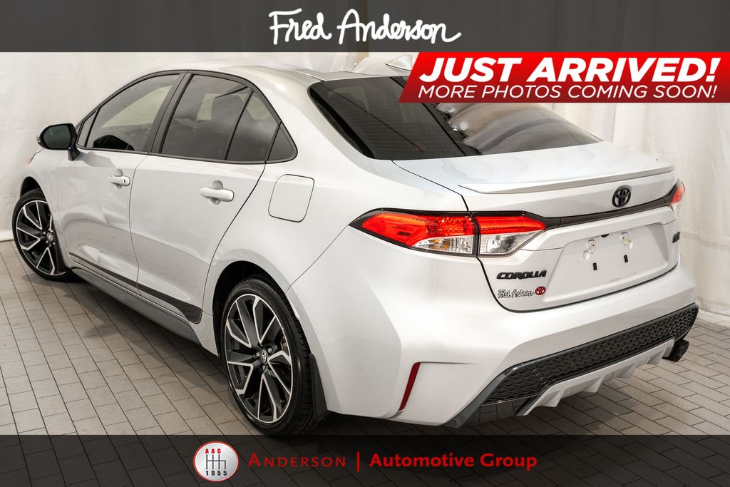 2022 Toyota Corolla SE photo 4