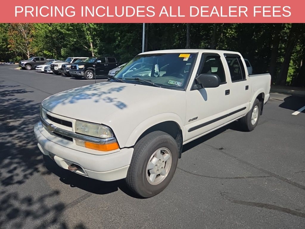 Used 2003 Chevrolet S-10 LS Truck