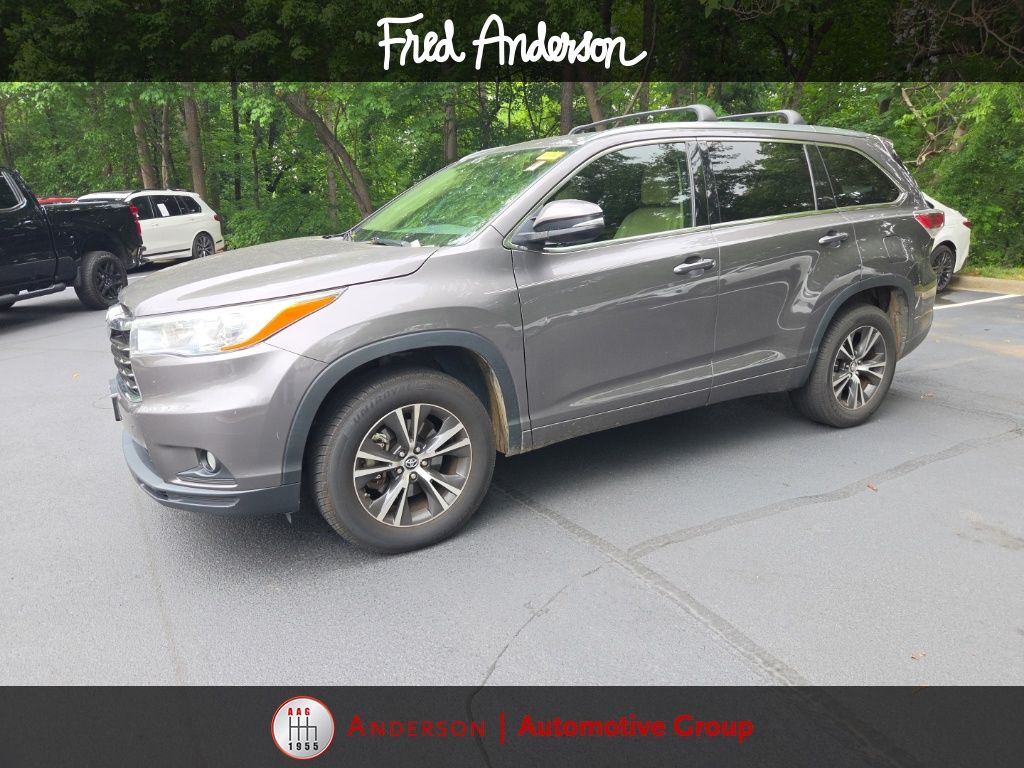 2016 Toyota Highlander XLE V6's photo