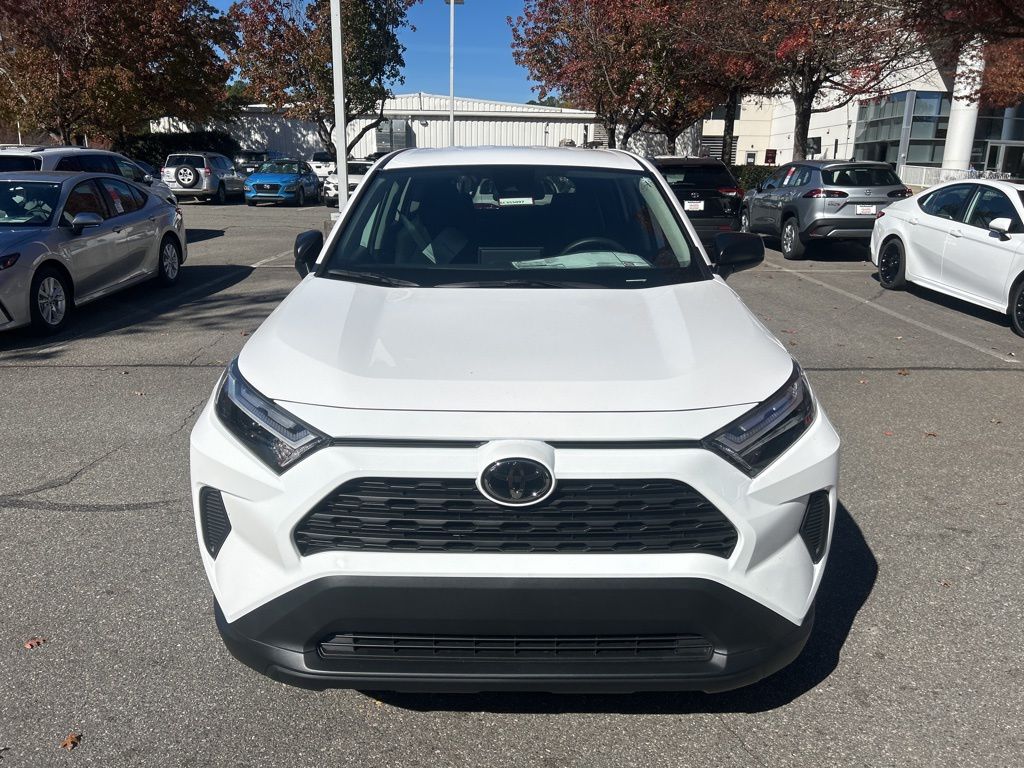 2025 Toyota RAV4 LE photo 2