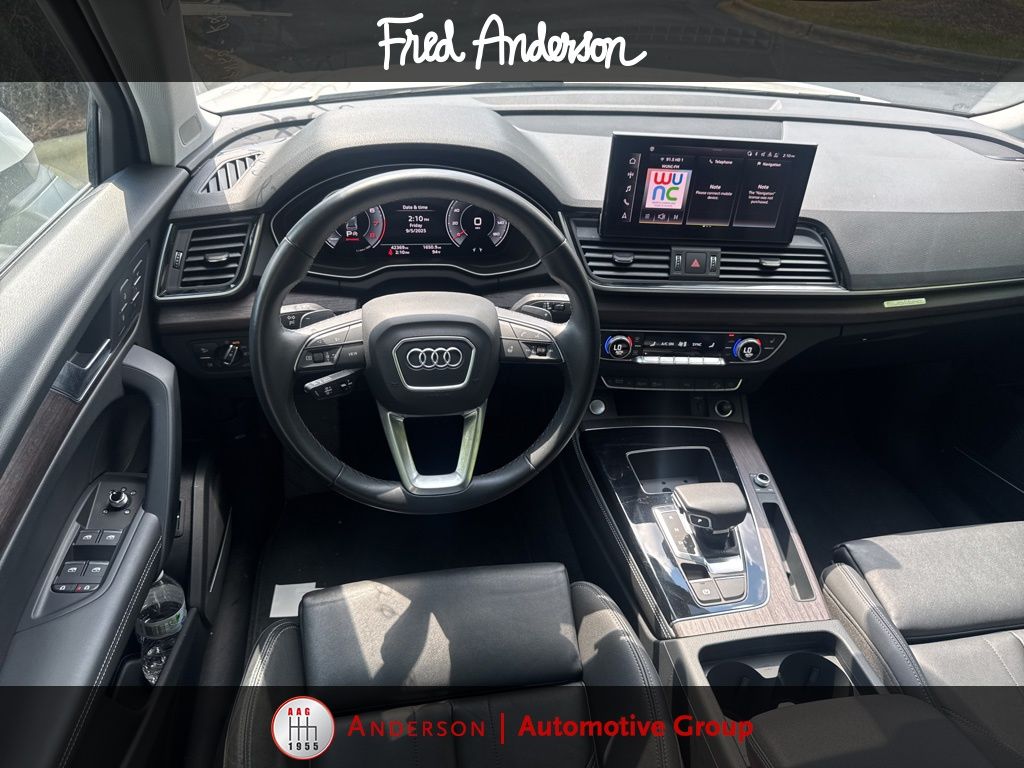 2024 Audi Q5 45 S line Premium photo 2