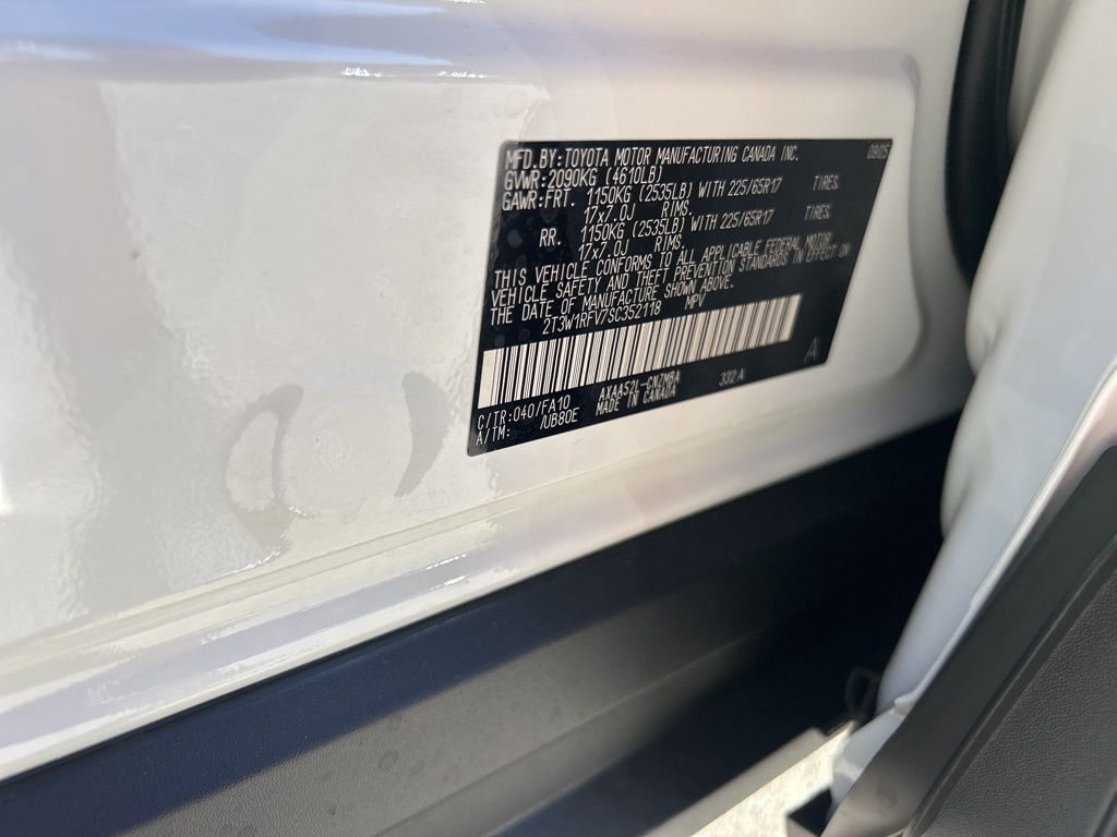 New 2025 Toyota RAV4 XLE SUV