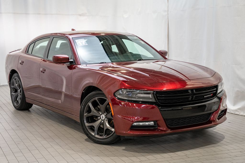 2017 Dodge Charger SXT's photo