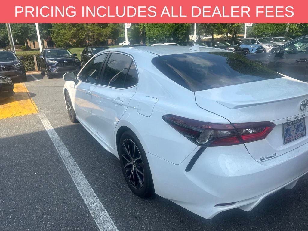 Used 2022 Toyota Camry SE Sedan