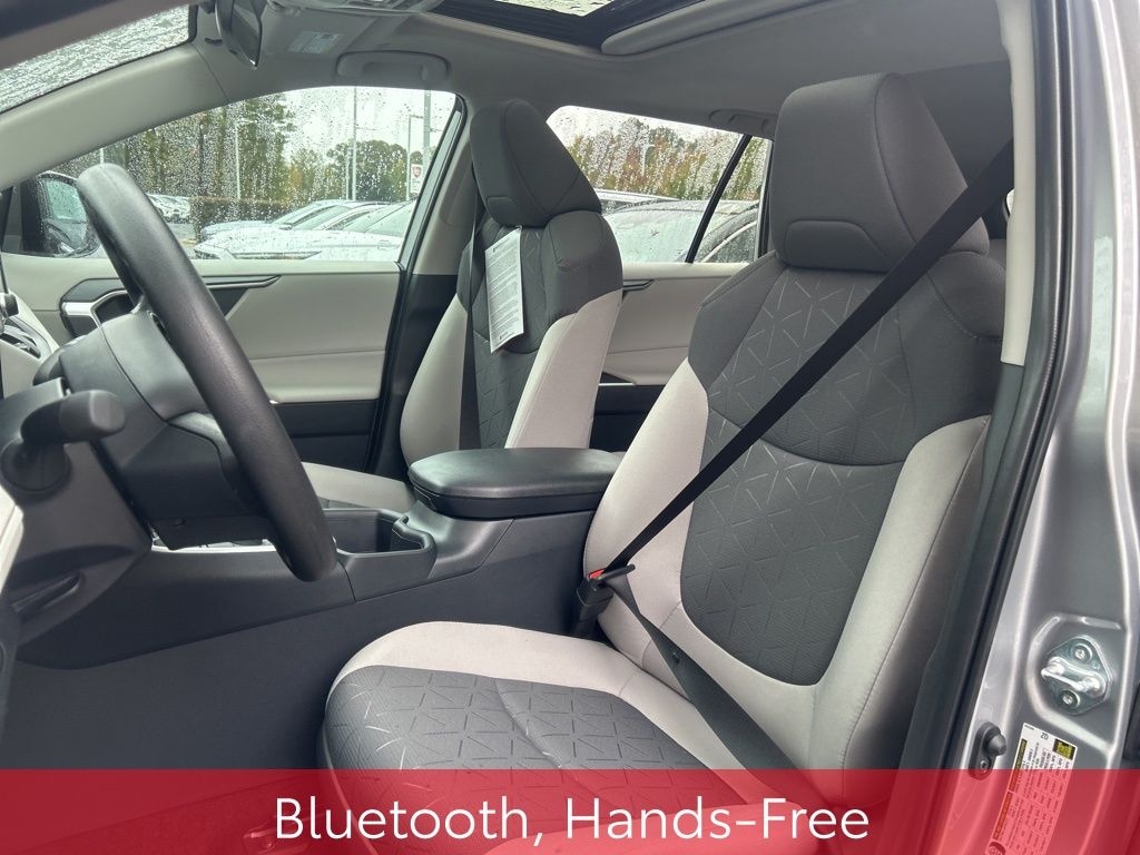 New 2025 Toyota RAV4 Hybrid XLE SUV