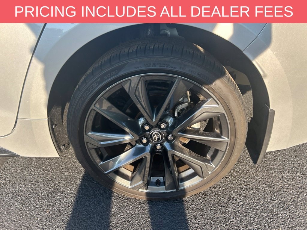 Used 2025 Toyota Corolla SE Sedan