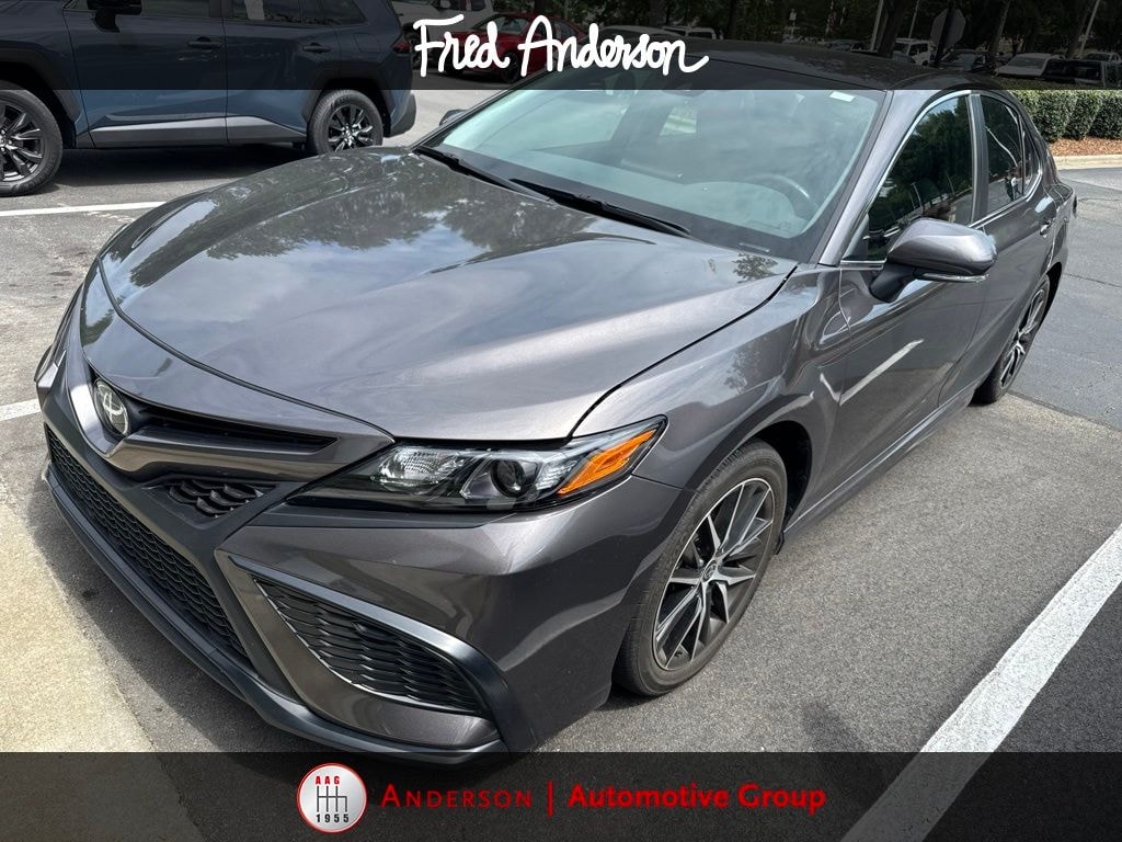 Used 2024 Toyota Camry SE Sedan