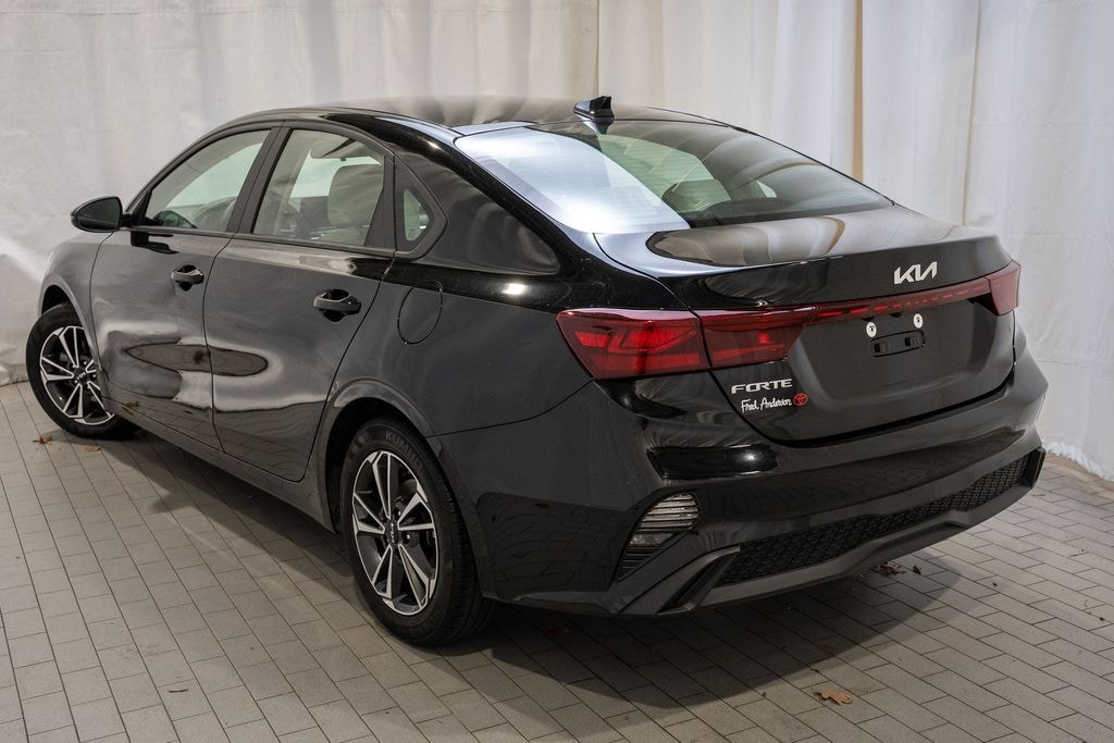 Used 2023 Kia Forte LXS Sedan